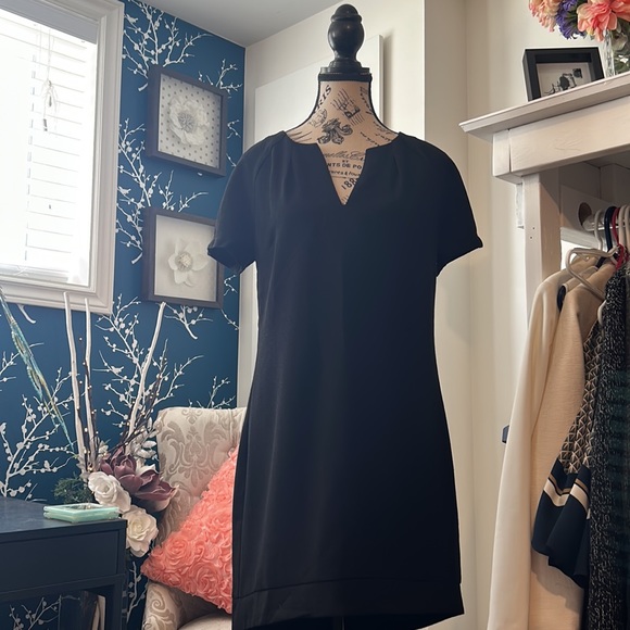 Stunning little black dress!! Size L - Picture 3 of 16